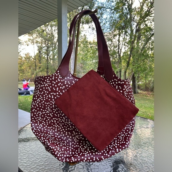 No Boundaries Handbags - ☀️NWOT-No boundaries faux leather burgundy  2 pc set Tote Bag